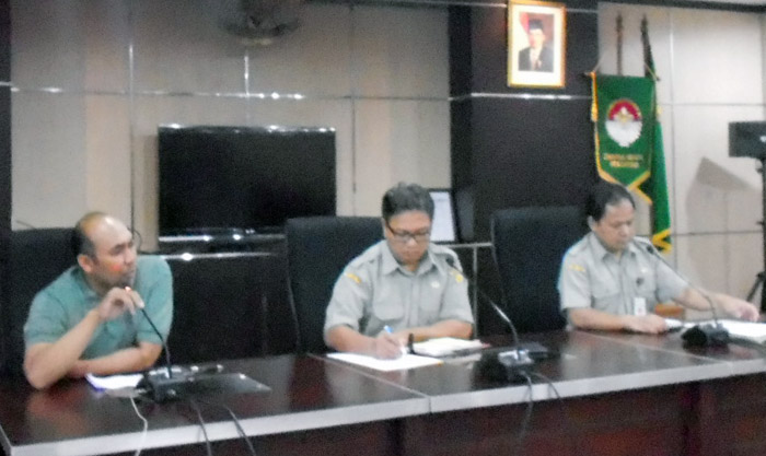 Daging Ayam dan Sapi untuk Lebaran Cukup, kata Muladno